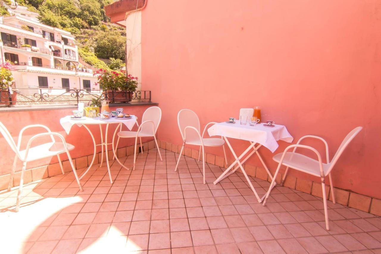 B&B Sotto Un Tetto Cetara Exterior foto